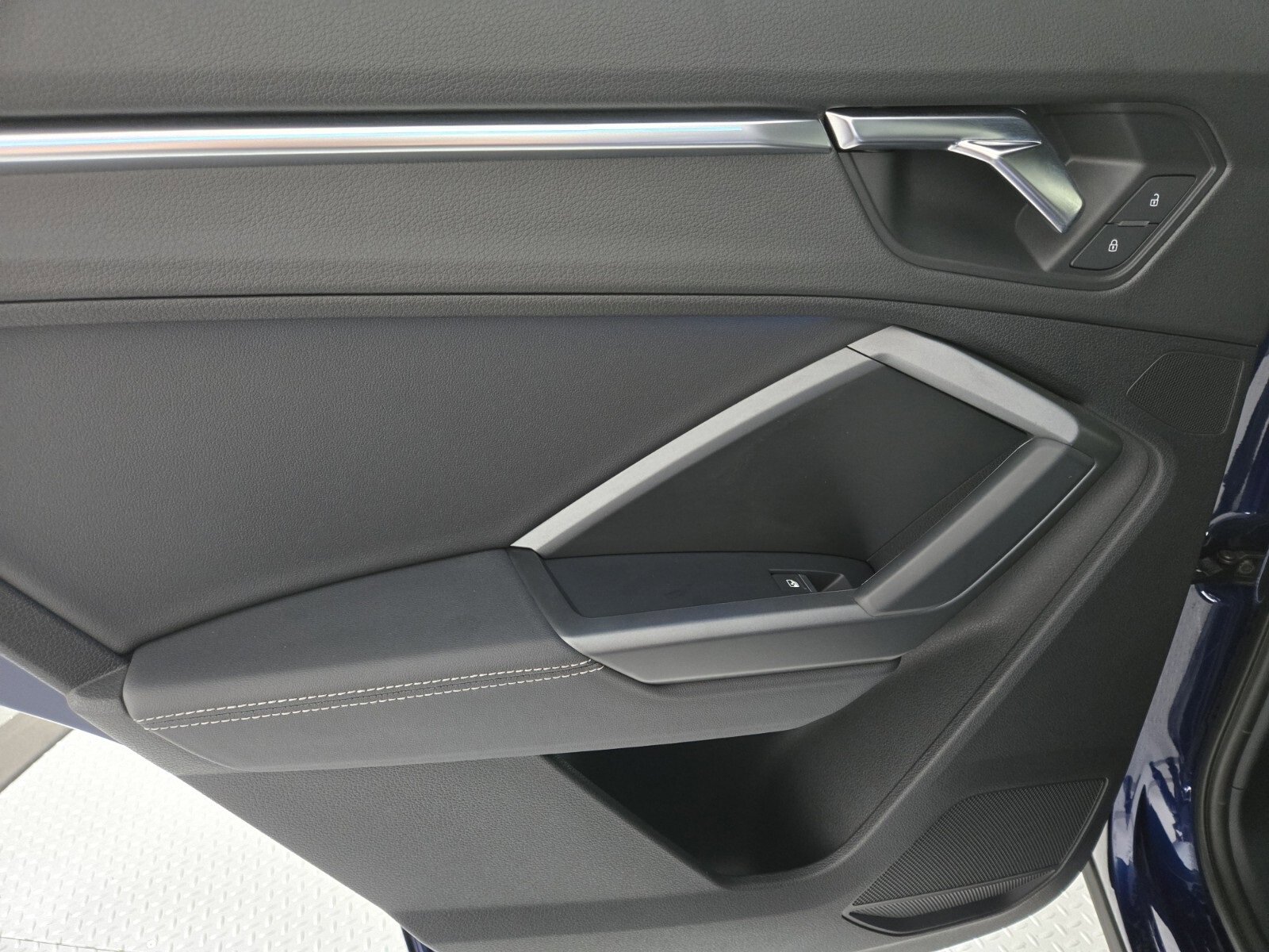 Used 2022 Audi Q3 2.0T Premium Plus w/ Premium Plus Package image 21