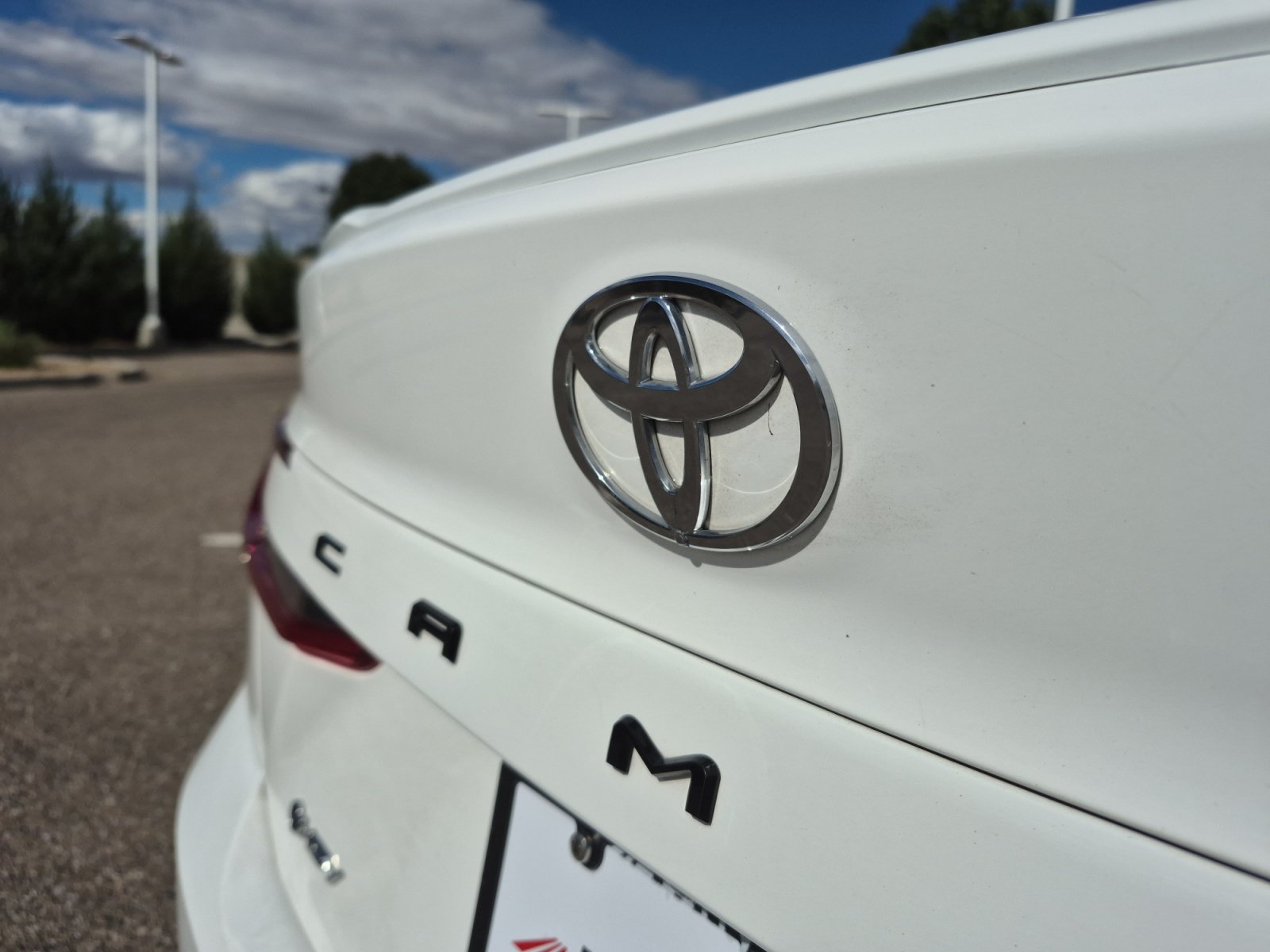 Used 2025 Toyota Camry SE FWD image 24