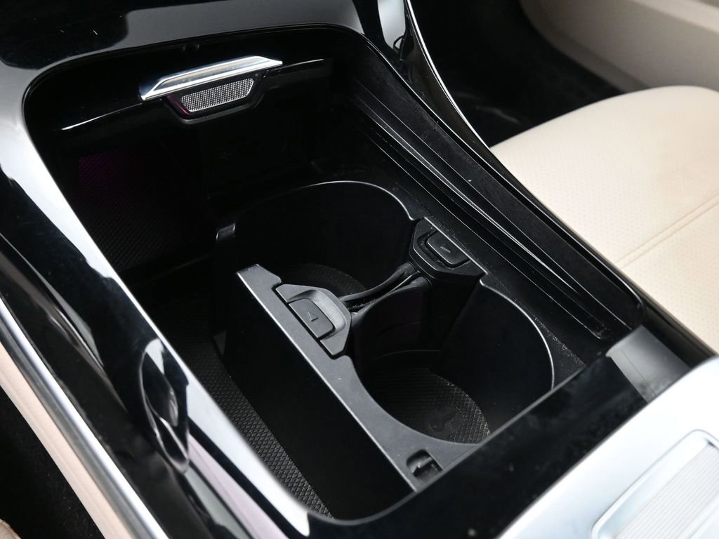 Used 2022 Mercedes-Benz C 300 Sedan image 25