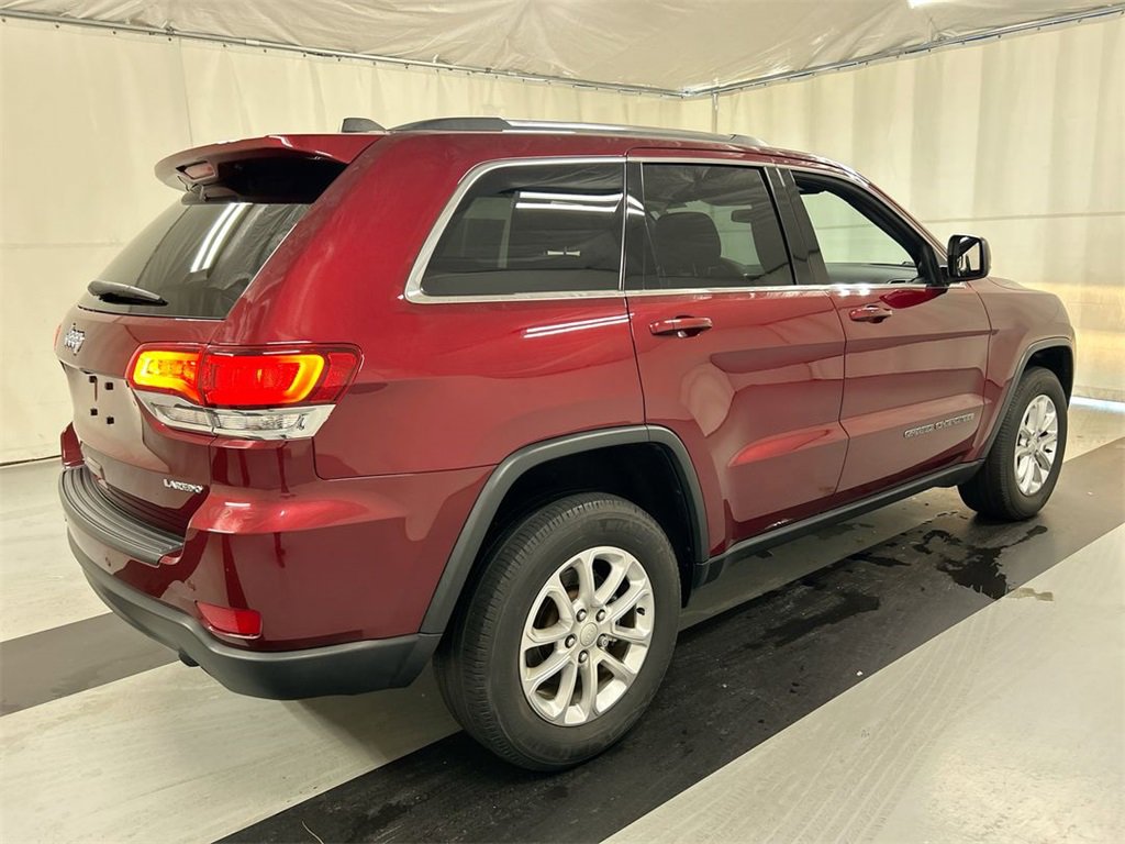 Certified 2021 Jeep Grand Cherokee Laredo image 2