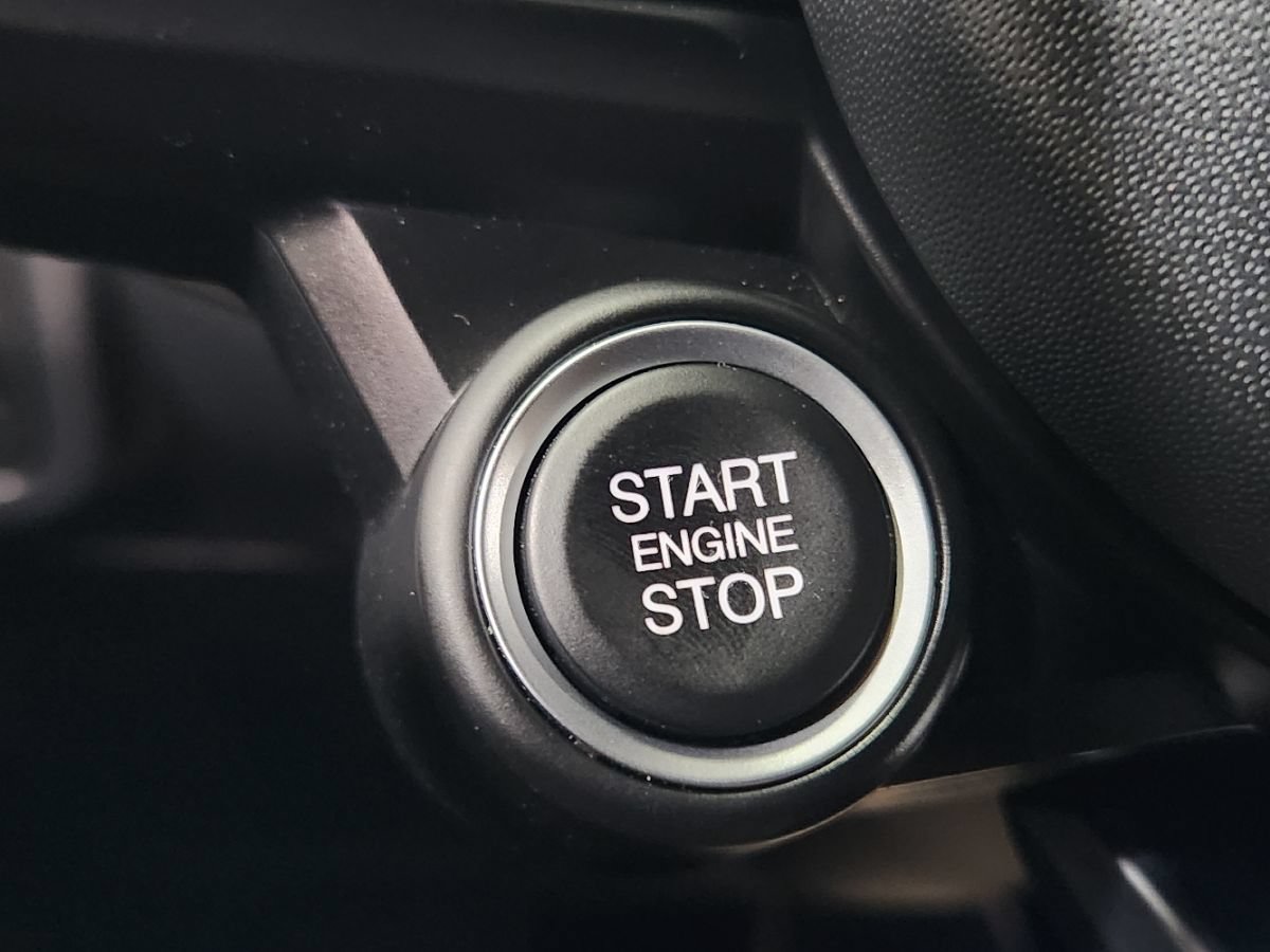 Used 2024 Alfa Romeo Stelvio Veloce AWD/4WD image 30