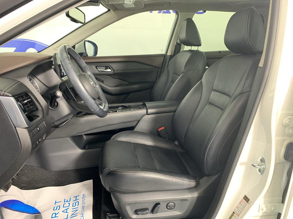 Used 2023 Nissan Rogue SL w/ SL Premium Package FWD image 15
