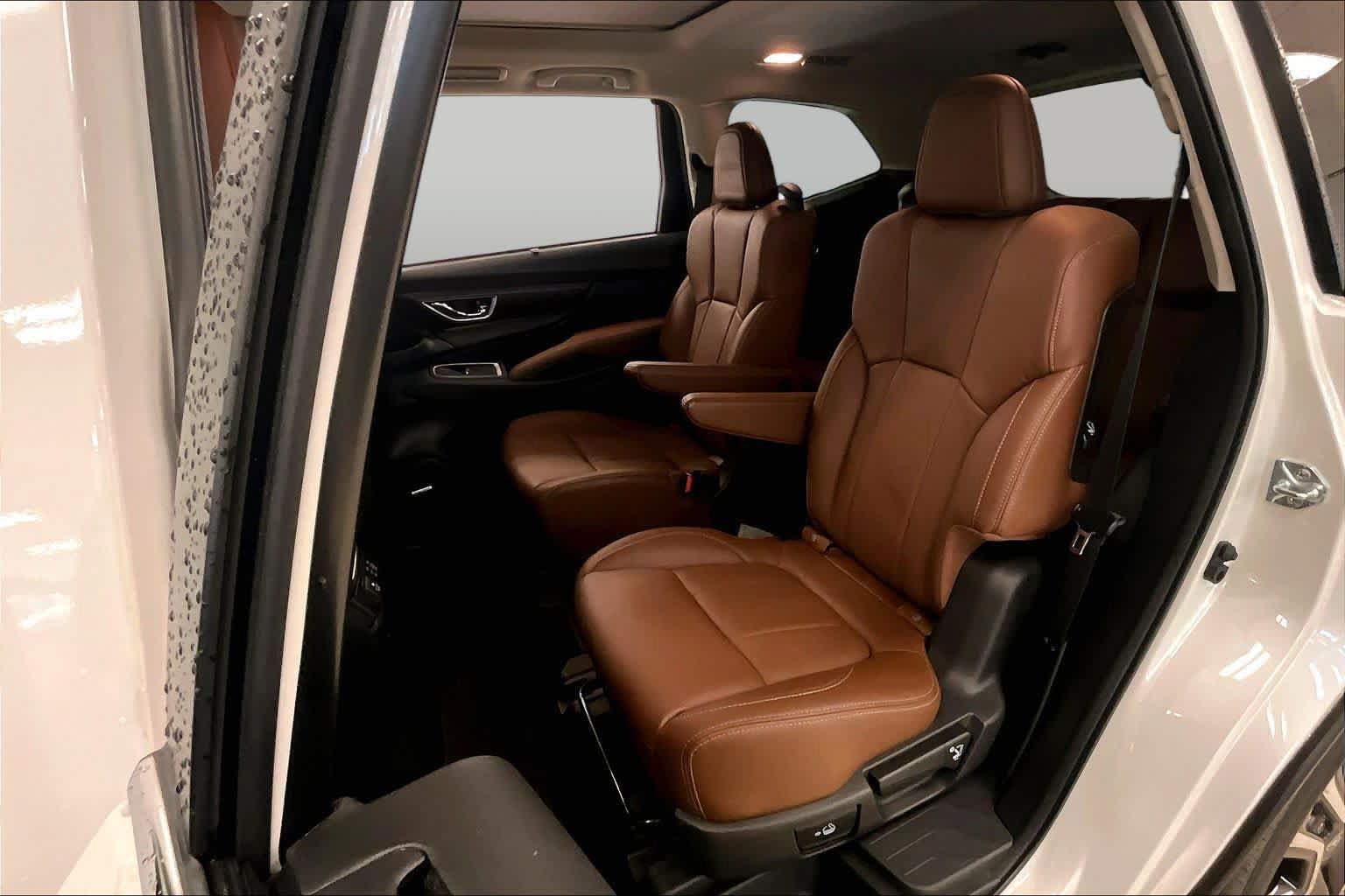 Used 2023 Subaru Ascent Touring AWD/4WD image 18