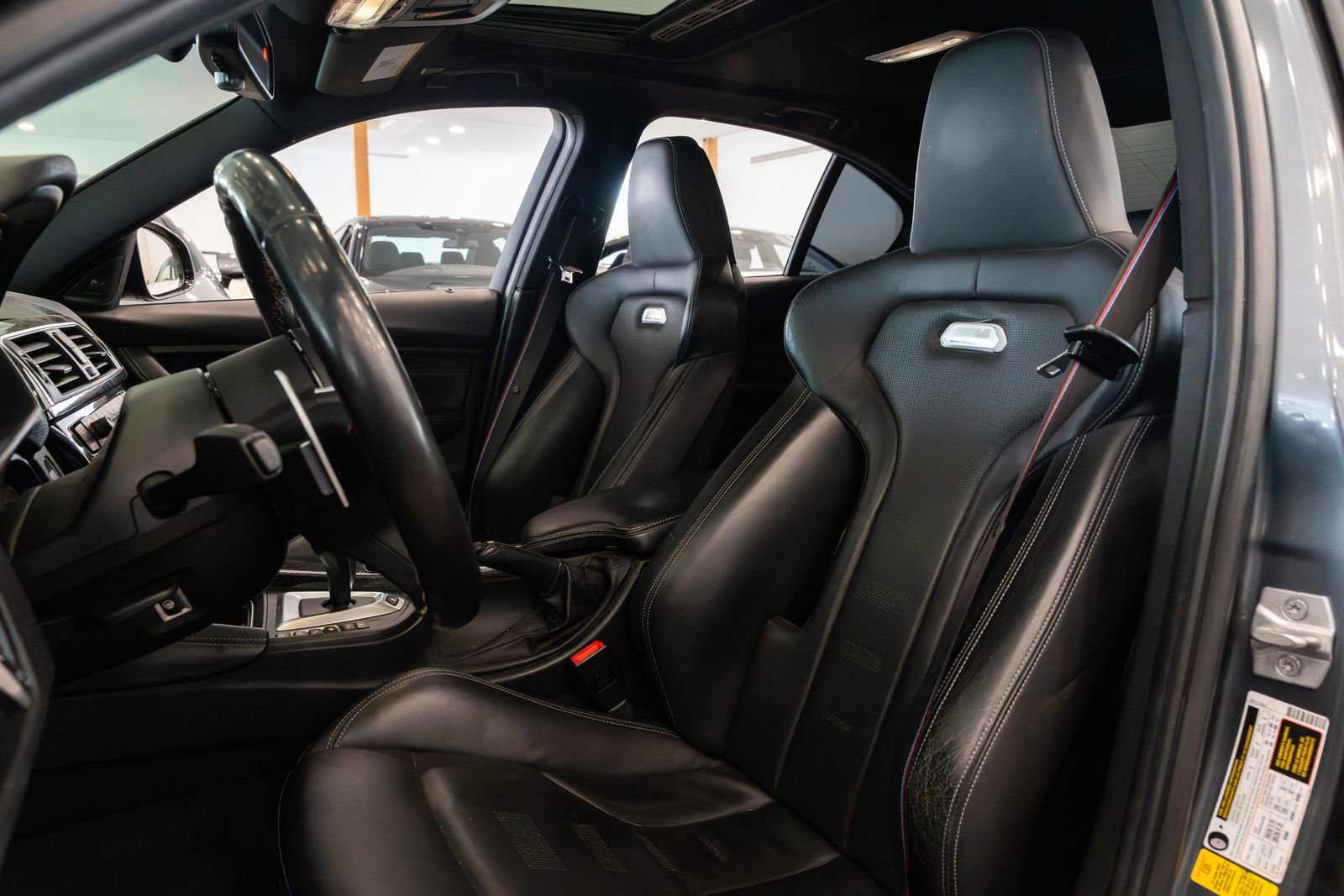 Used 2017 BMW M3 RWD image 7