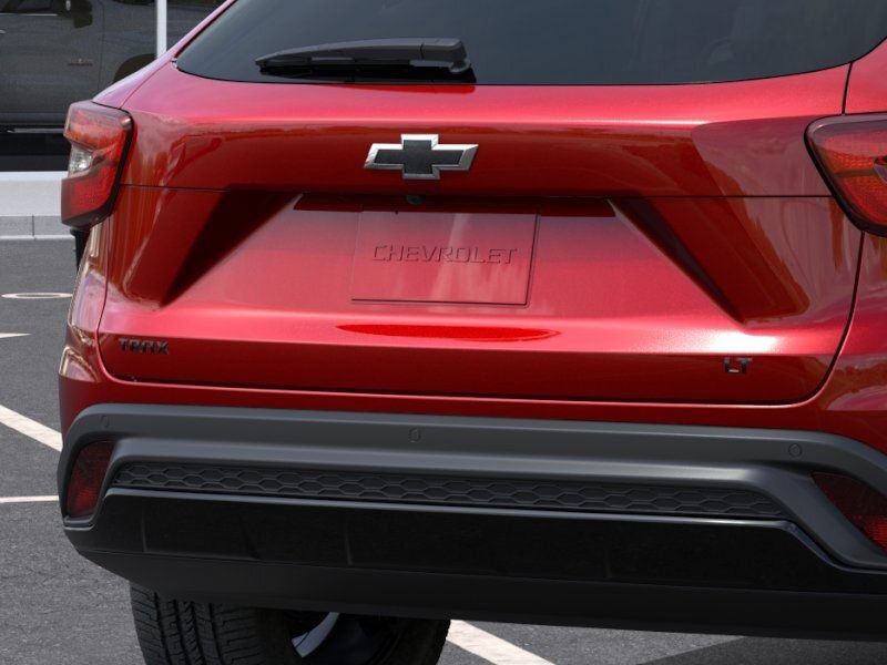 New 2026 Chevrolet Trax LT w/ Driver Confidence Package FWD image 16