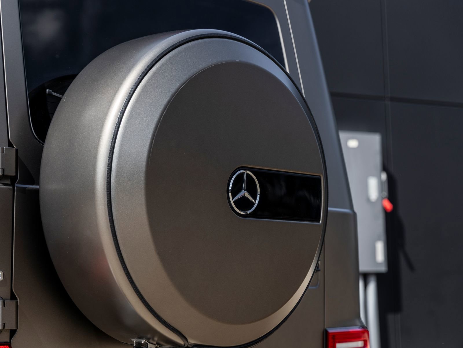 Used 2021 Mercedes-Benz G 550 image 13