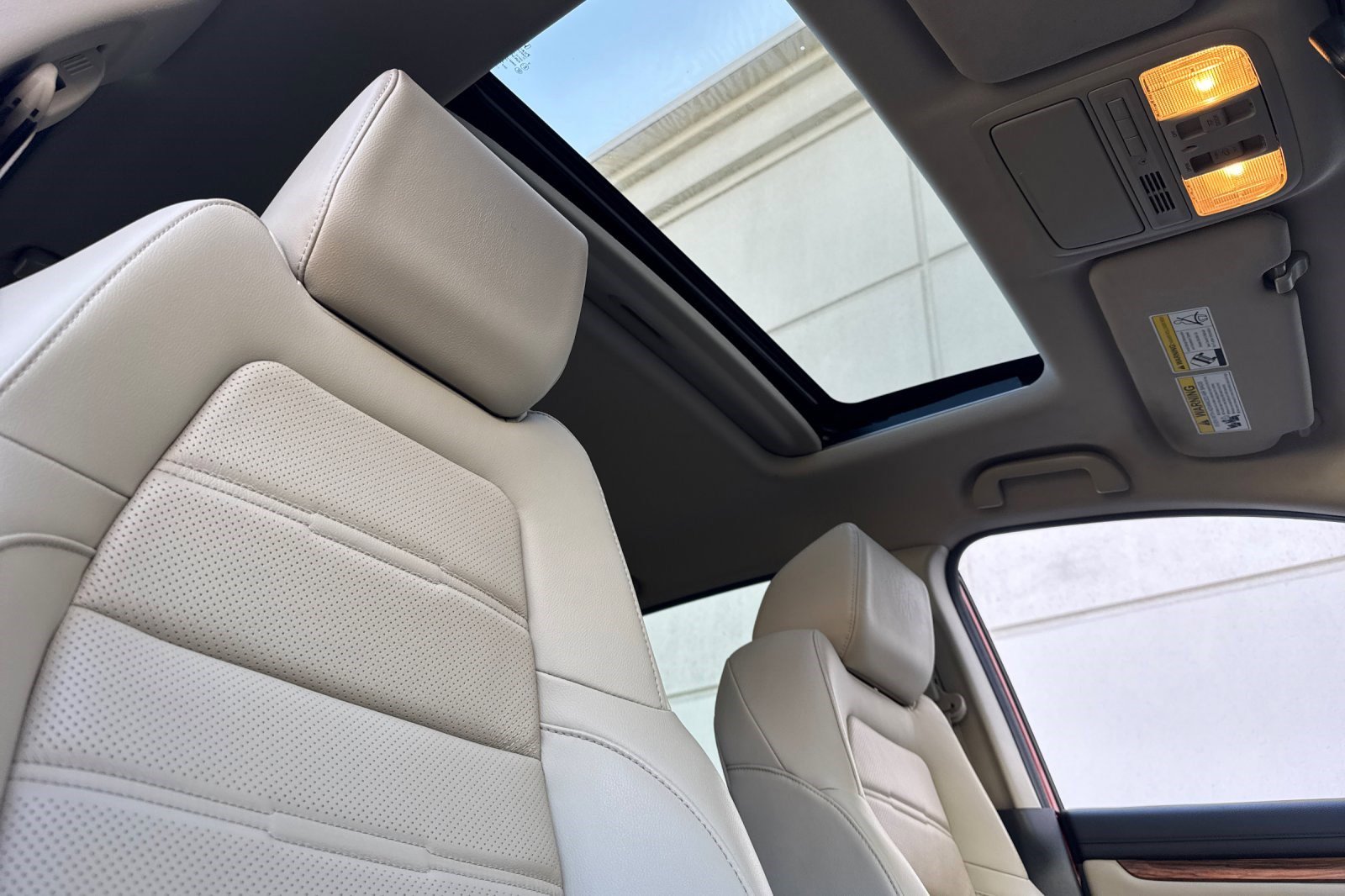 Used 2018 Honda CR-V Touring image 25