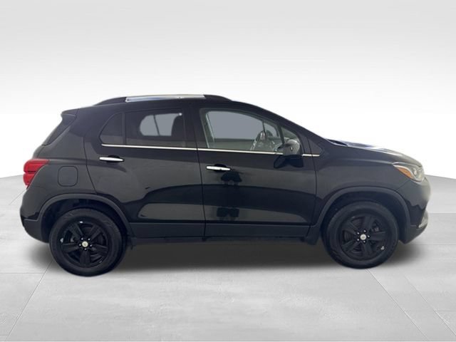 Used 2019 Chevrolet Trax LT w/ LT Convenience Package AWD/4WD image 9