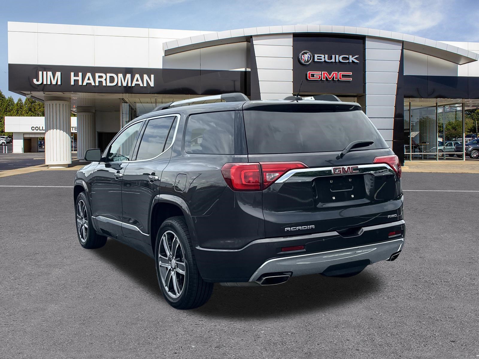 Used 2017 GMC Acadia Denali AWD/4WD image 5