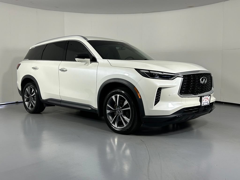 Used 2024 INFINITI QX60 Luxe AWD/4WD image 1