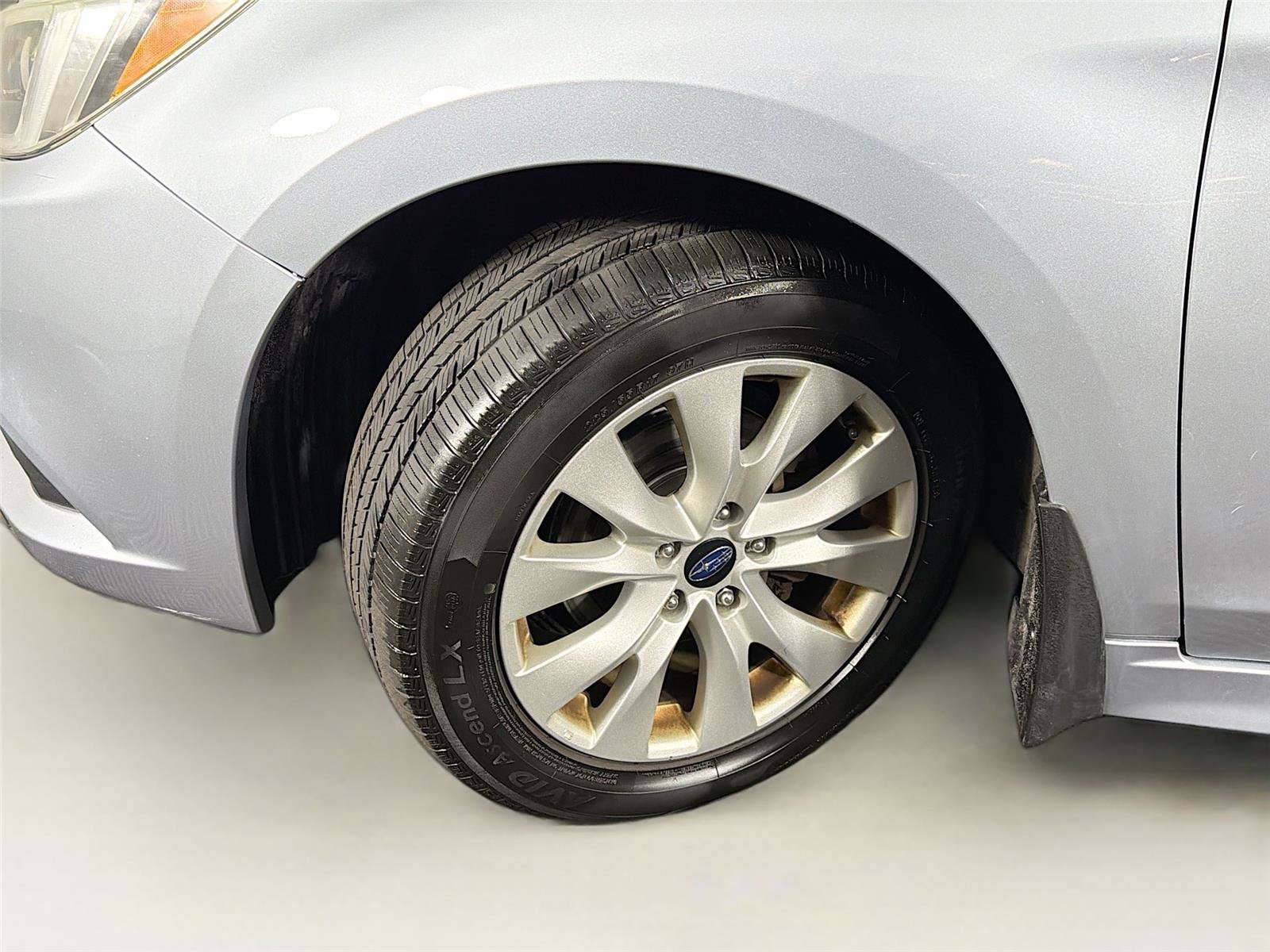 Used 2015 Subaru Legacy 2.5i Premium AWD/4WD image 36