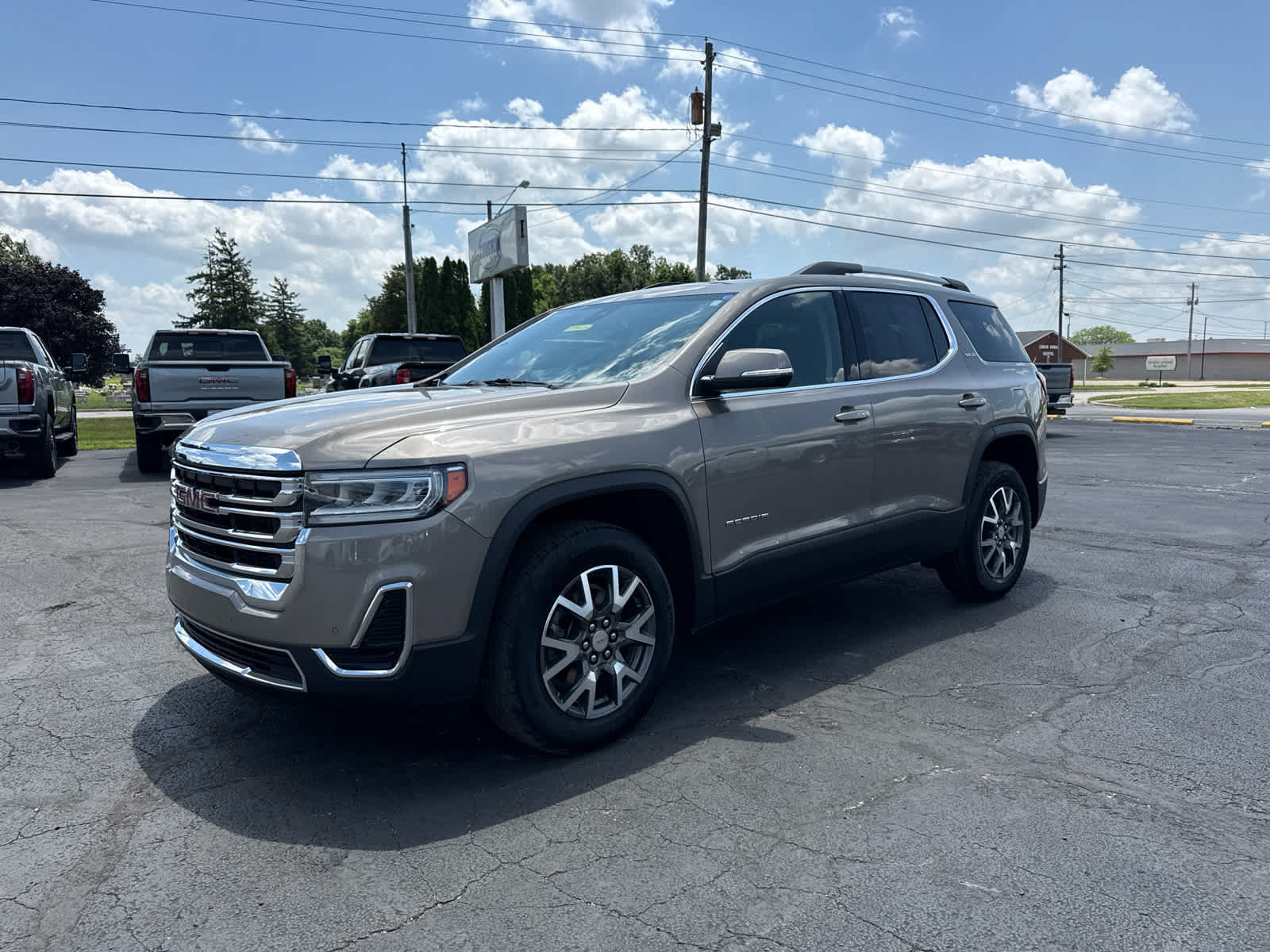 Certified 2023 GMC Acadia SLE w/ Driver Convenience Package