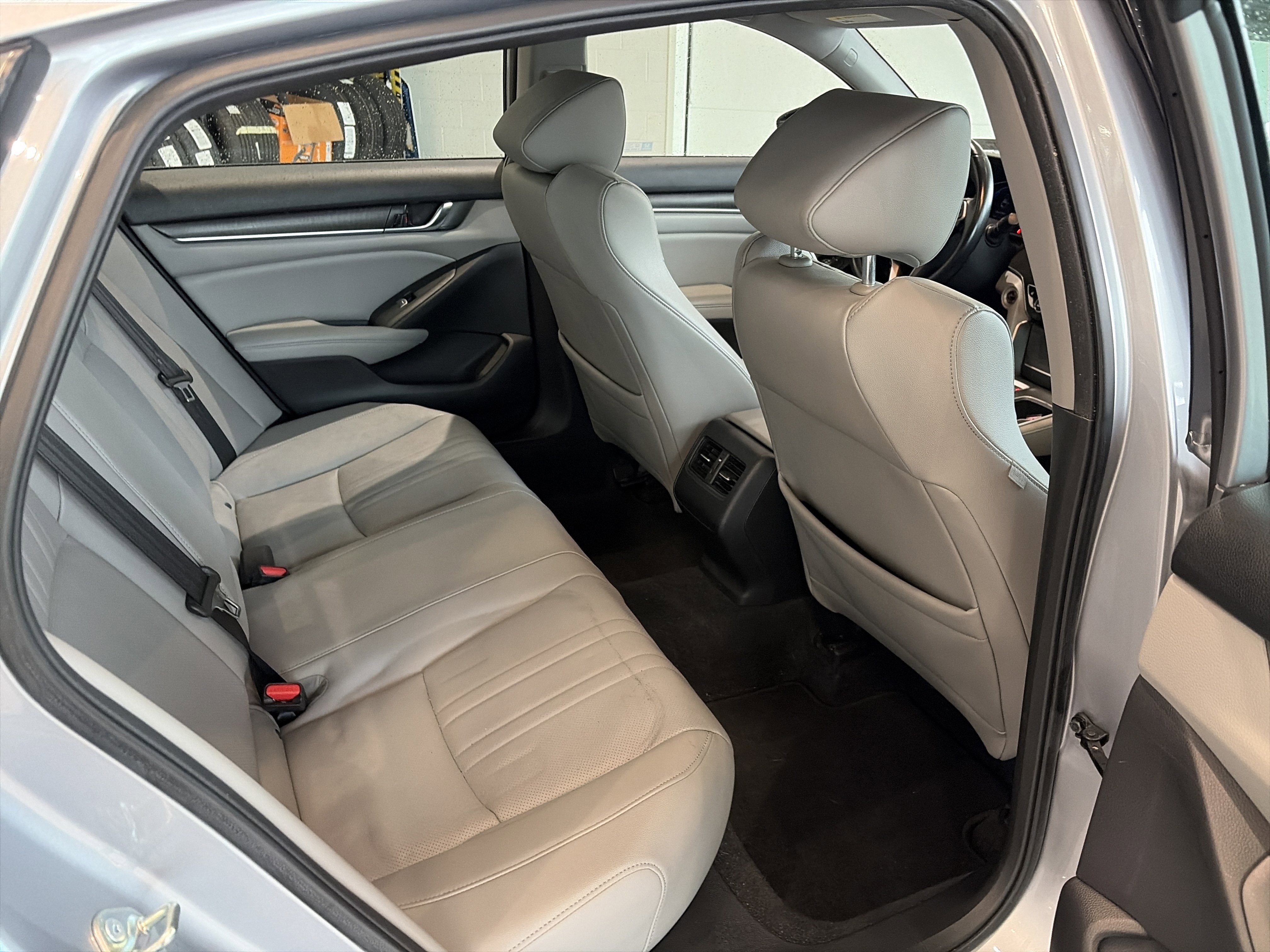 Used 2020 Honda Accord EX-L image 23