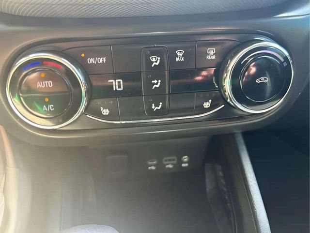Used 2023 Chevrolet TrailBlazer LT w/ Convenience Package FWD image 14