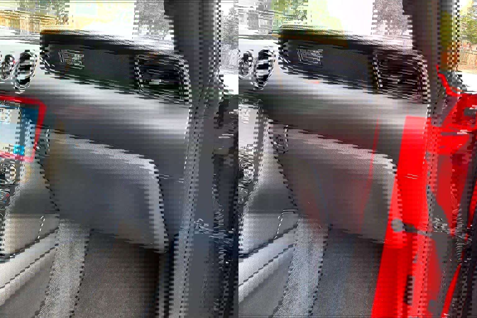 Used 2017 Ford Mustang Shelby GT350 image 19