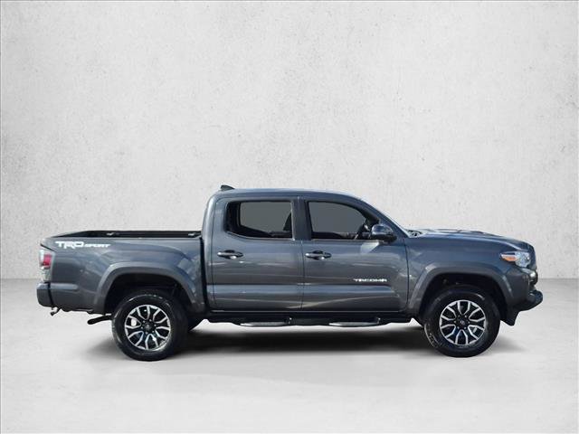 Used 2022 Toyota Tacoma TRD Sport w/ Technology Package RWD image 4