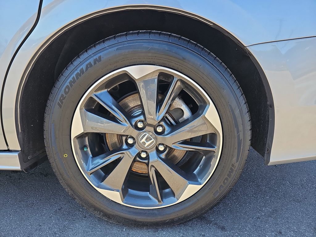 Used 2022 Honda Odyssey Elite image 38