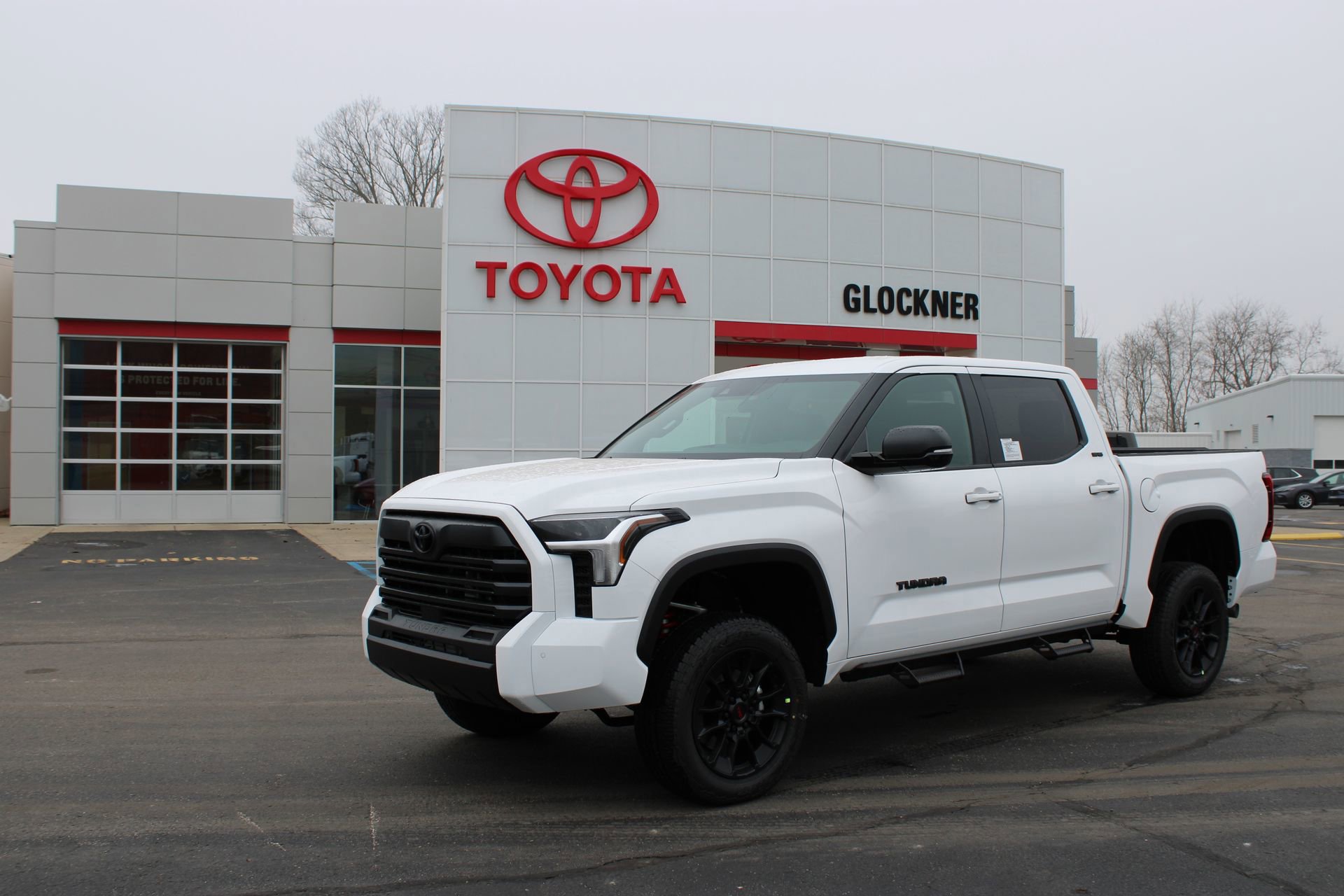 New 2026 Toyota Tundra SR5 image 2