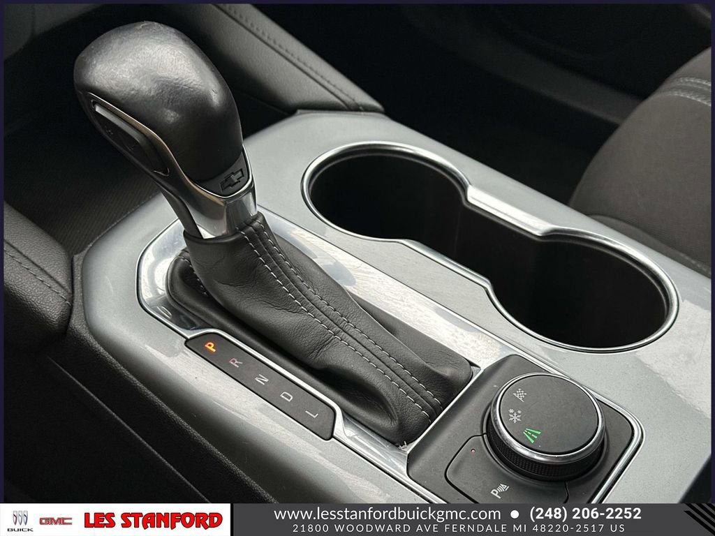 Used 2020 Chevrolet Blazer LT FWD image 32