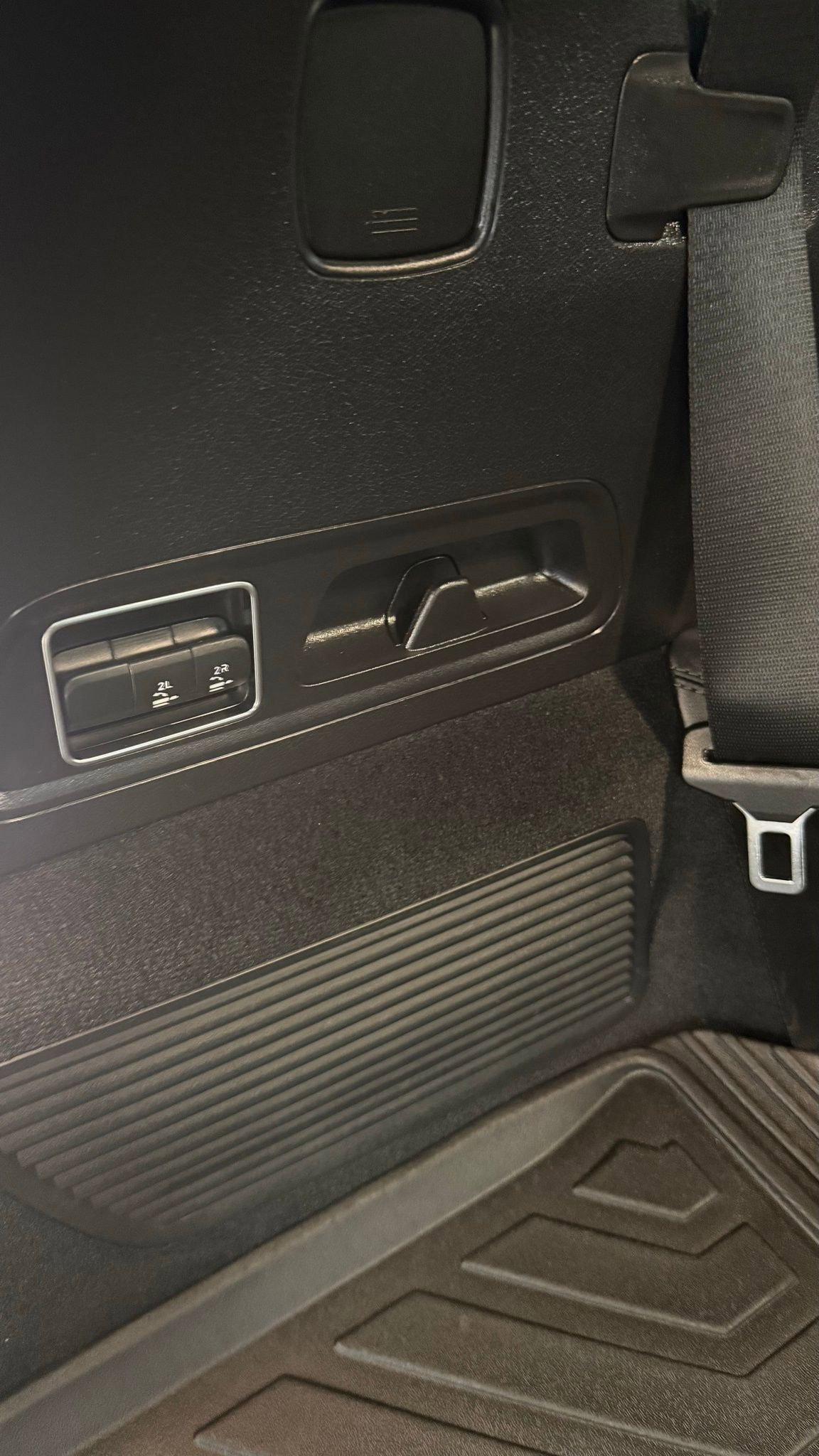 Used 2024 Mercedes-Benz GLS 63 AMG 4MATIC image 61