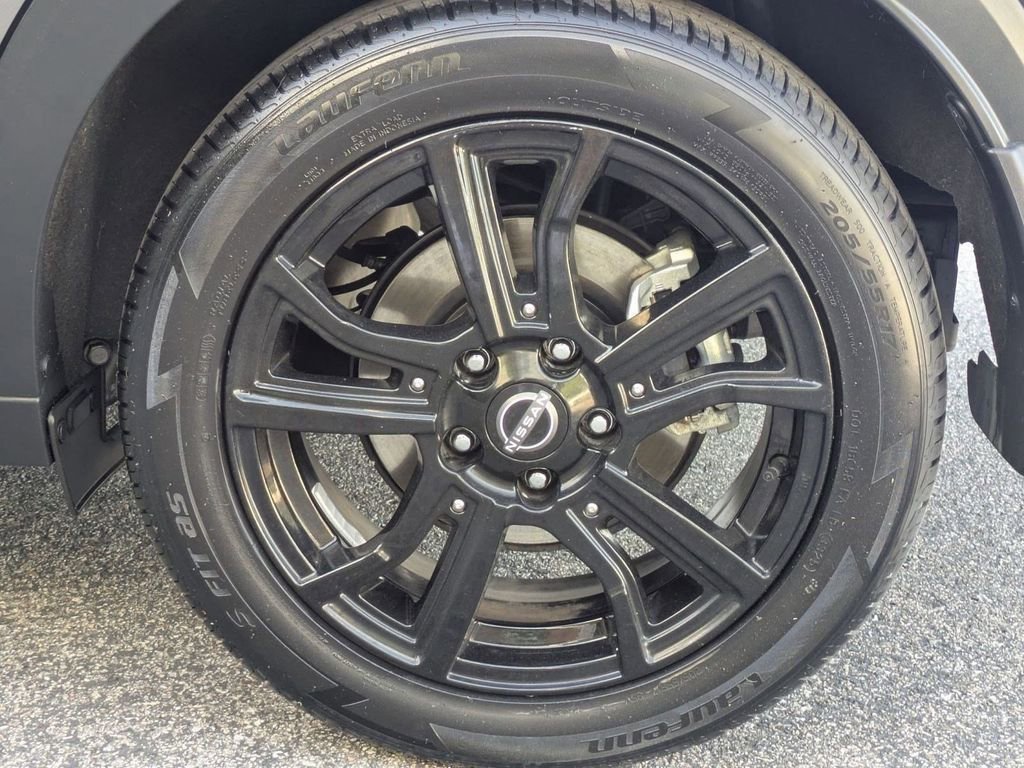 Used 2023 Nissan Kicks SR w/ Interior Electronics Package image 23