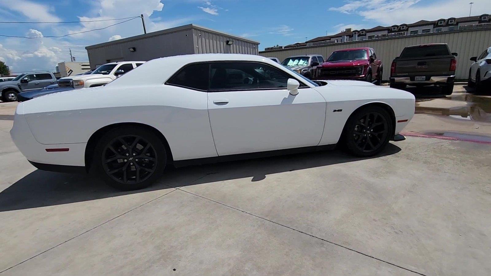 Used 2023 Dodge Challenger R/T w/ Blacktop Package RWD image 9