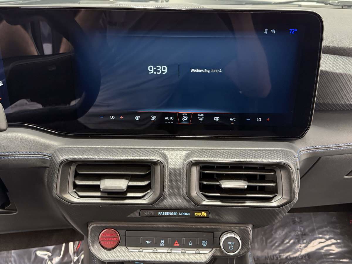 Used 2024 Ford Mustang Dark Horse image 27