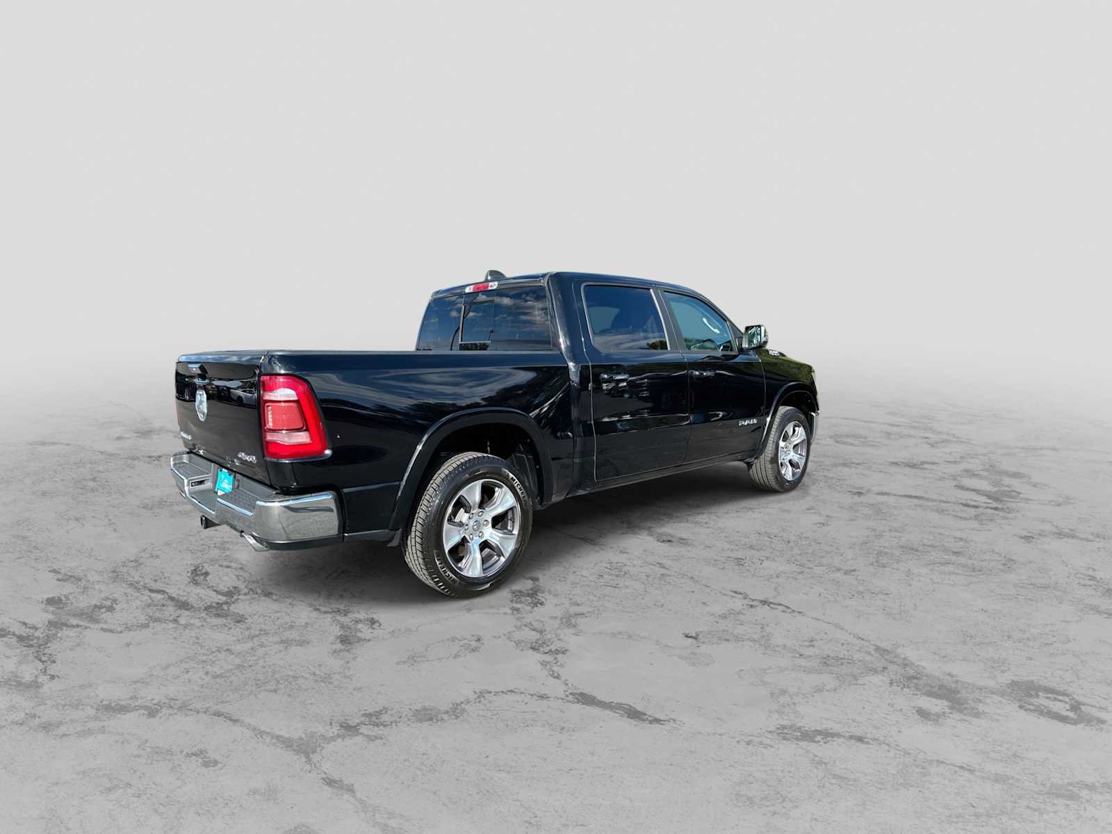 Used 2019 RAM 1500 Laramie AWD/4WD image 8