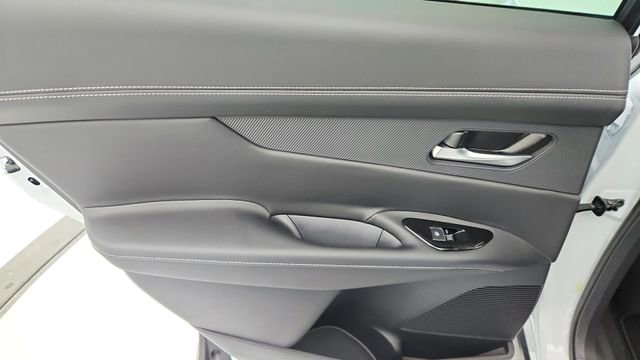 New 2025 Nissan Murano SL image 33