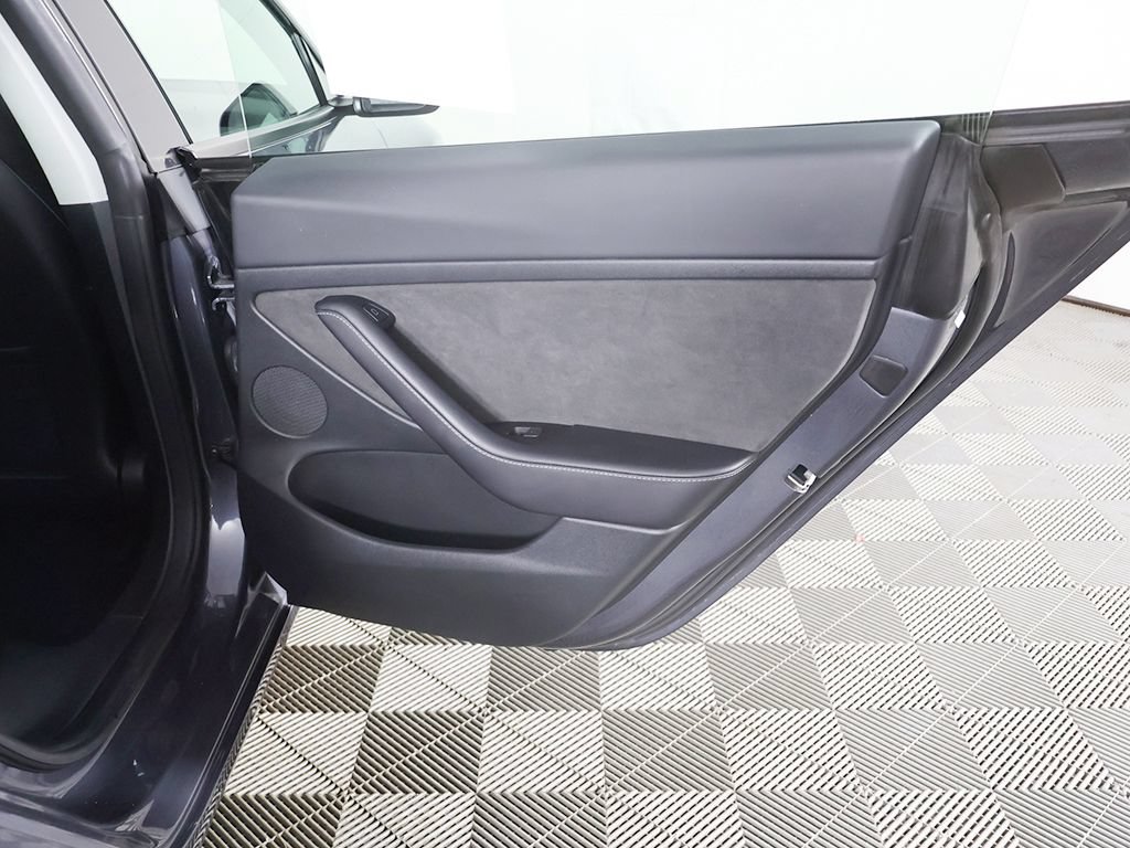 Used 2023 Tesla Model 3 Standard Range RWD image 26