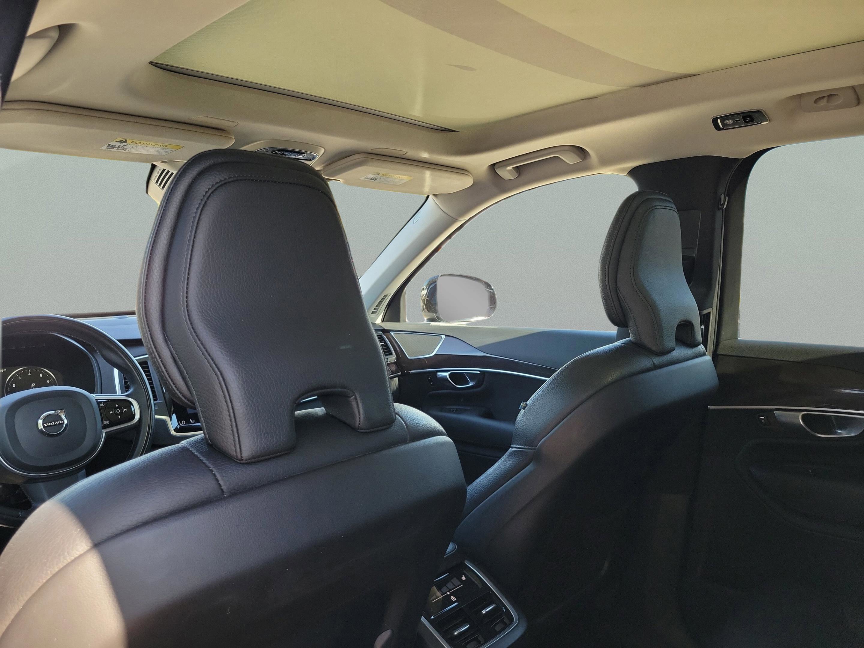 Used 2019 Volvo XC90 T6 Momentum w/ Protection Package Premier image 11