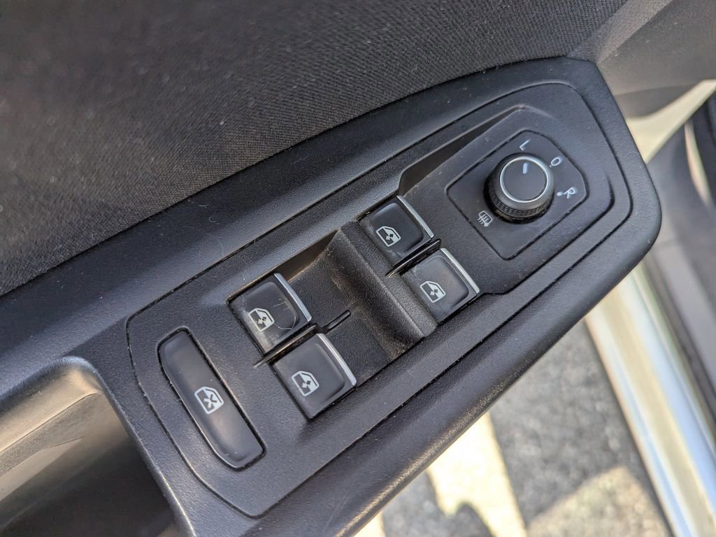 Used 2019 Volkswagen Atlas S image 16