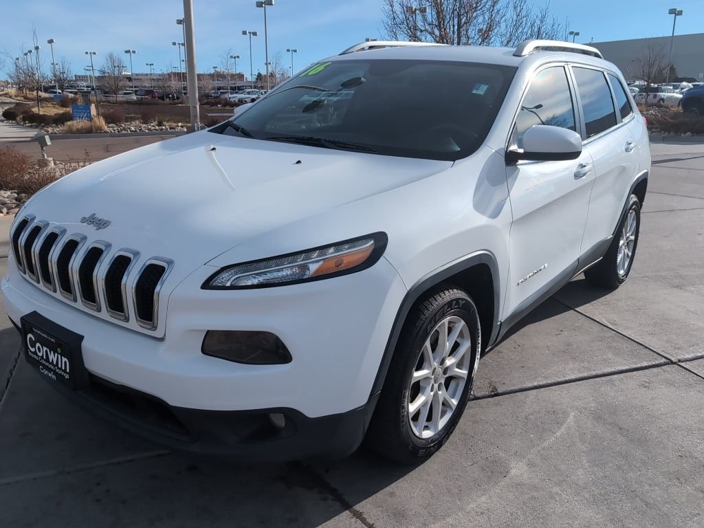 Used 2016 Jeep Cherokee Latitude image 3