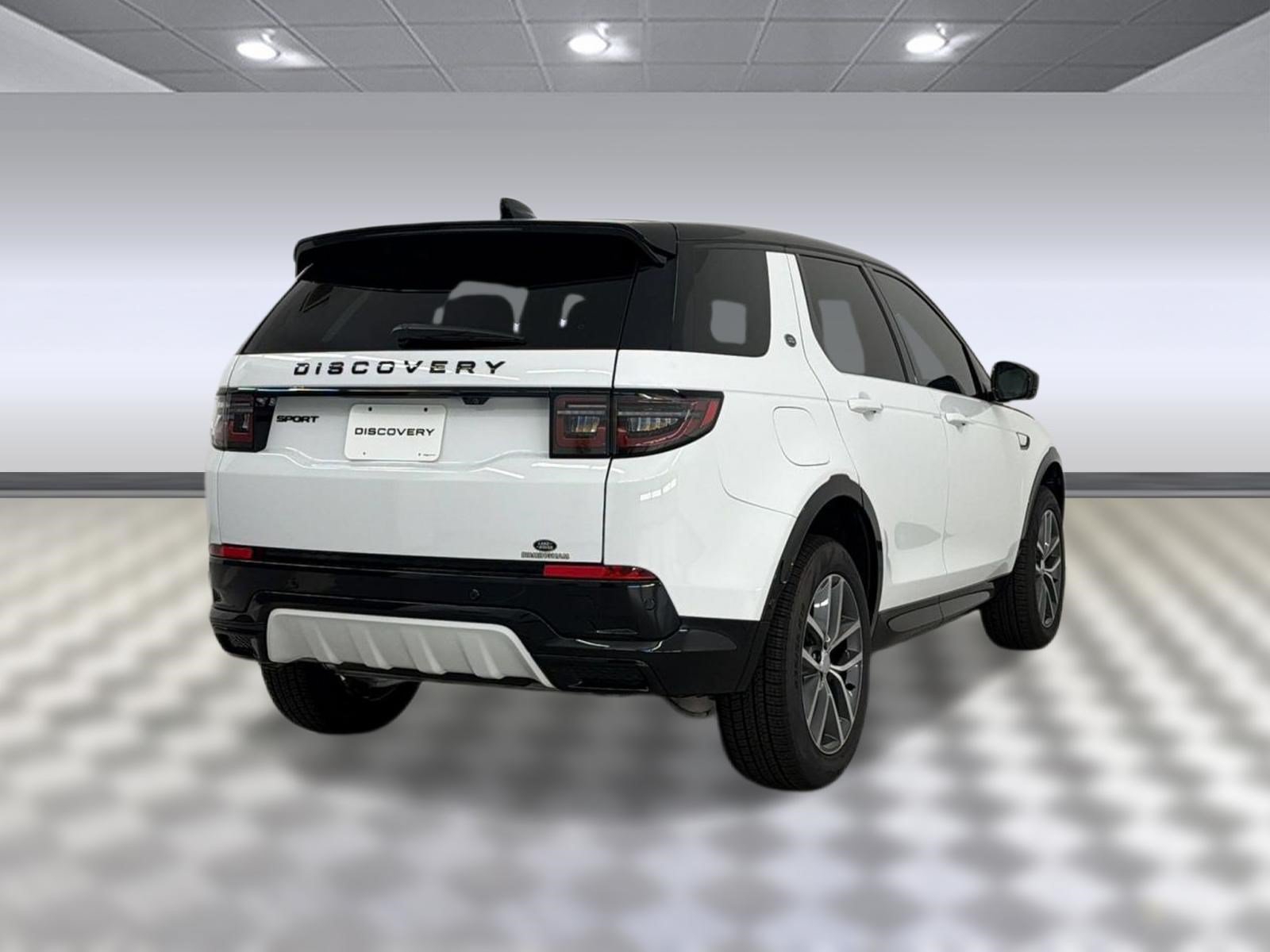 New 2026 Land Rover Discovery Sport Landmark AWD/4WD image 9