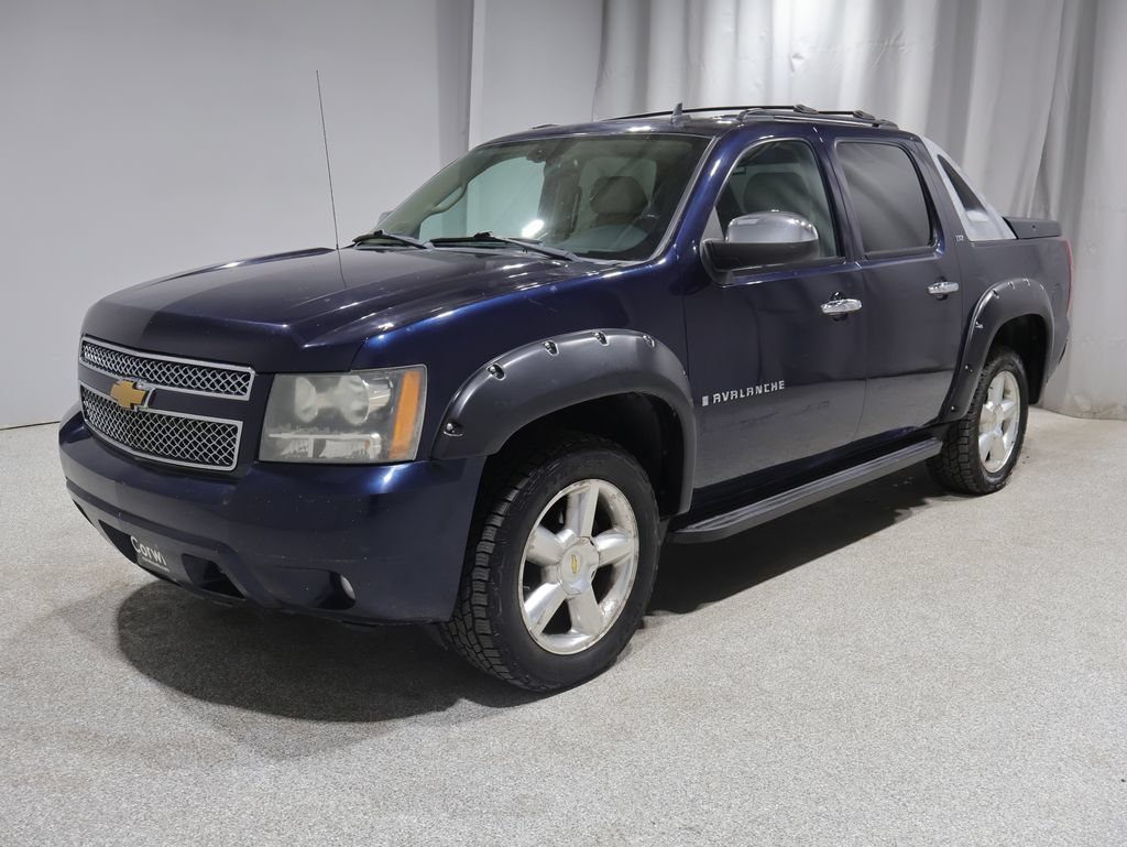 Used 2008 Chevrolet Avalanche LTZ w/ LTZ Preferred Equipment Group AWD/4WD image 7