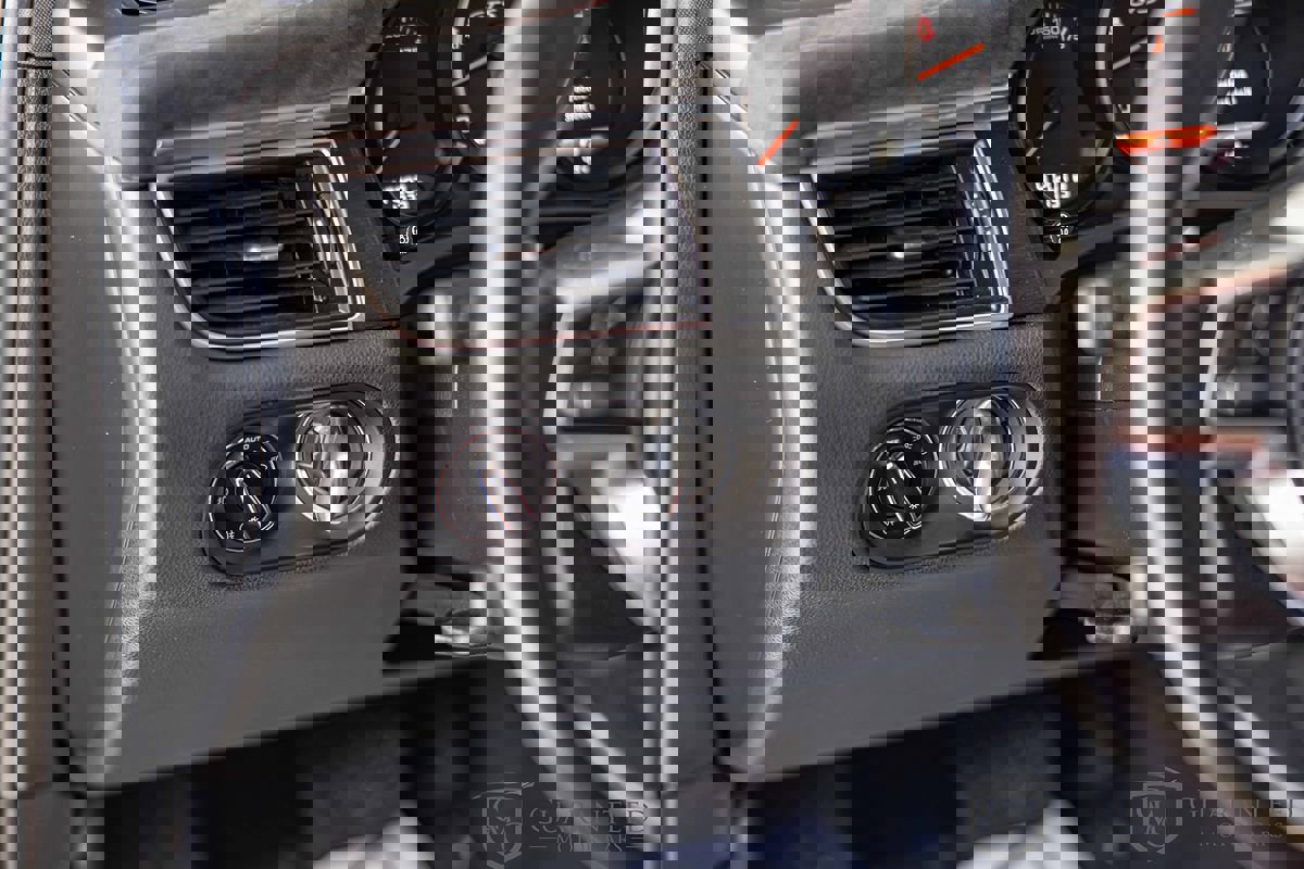 Used 2018 Porsche Macan GTS w/ Premium Package Plus image 21