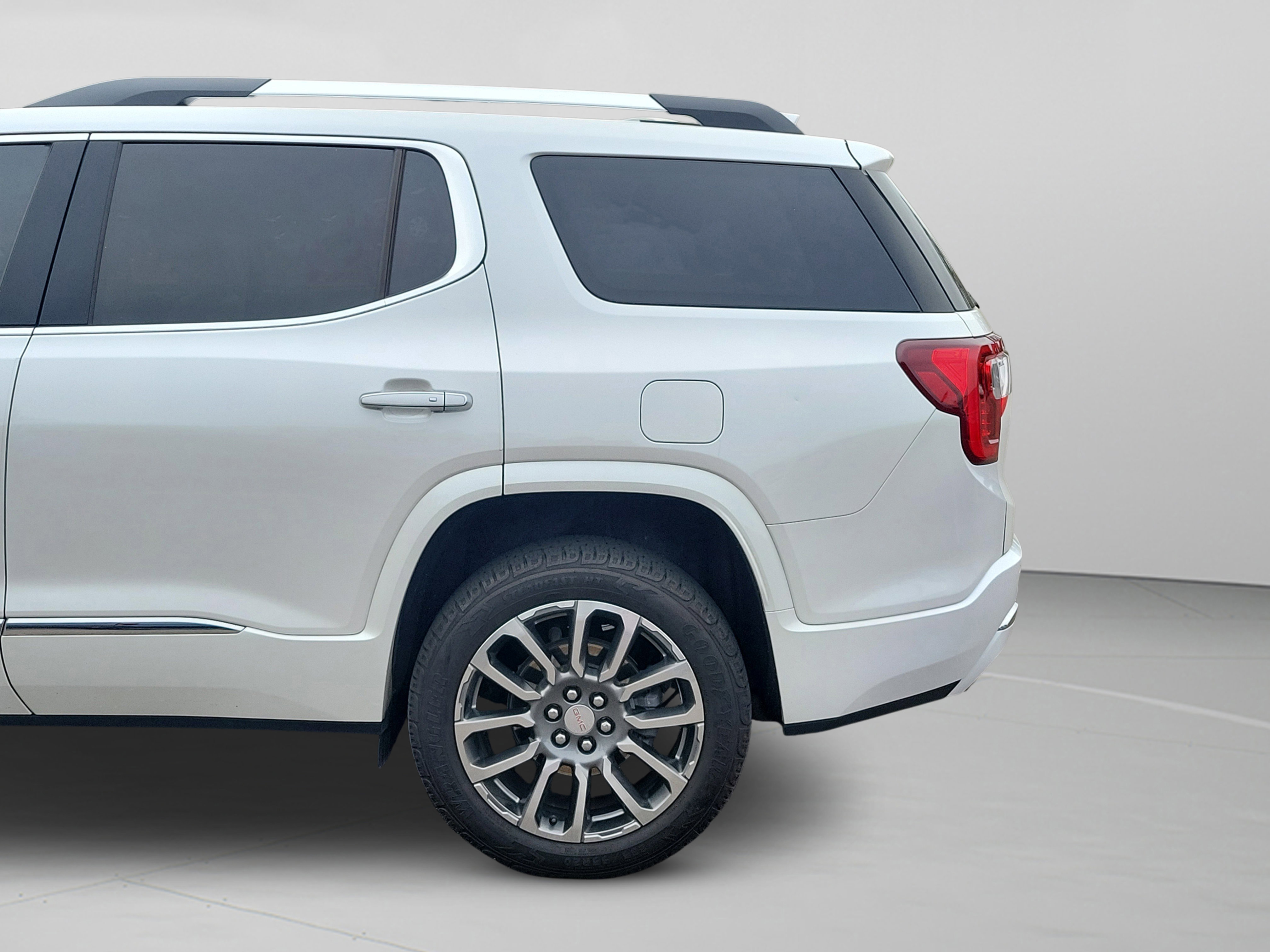 Used 2021 GMC Acadia Denali w/ Denali Technology Package image 36