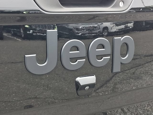 Used 2021 Jeep Gladiator Sport AWD/4WD image 32