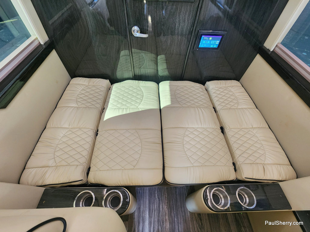 Used 2020 Mercedes-Benz Sprinter 2500 image 59