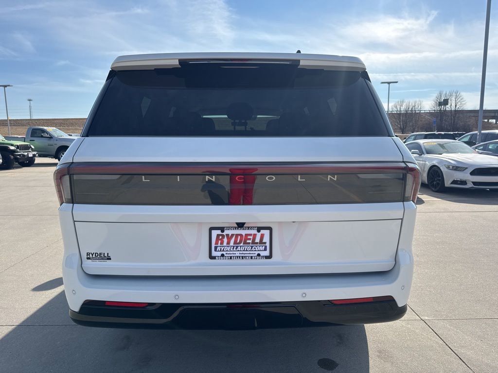 New 2026 Lincoln Navigator L Premier image 34