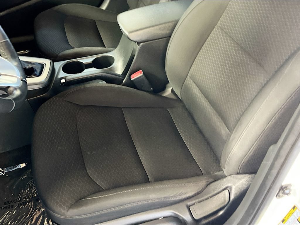 Used 2020 Hyundai Elantra Value Edition w/ Cargo Package (C1) FWD image 18