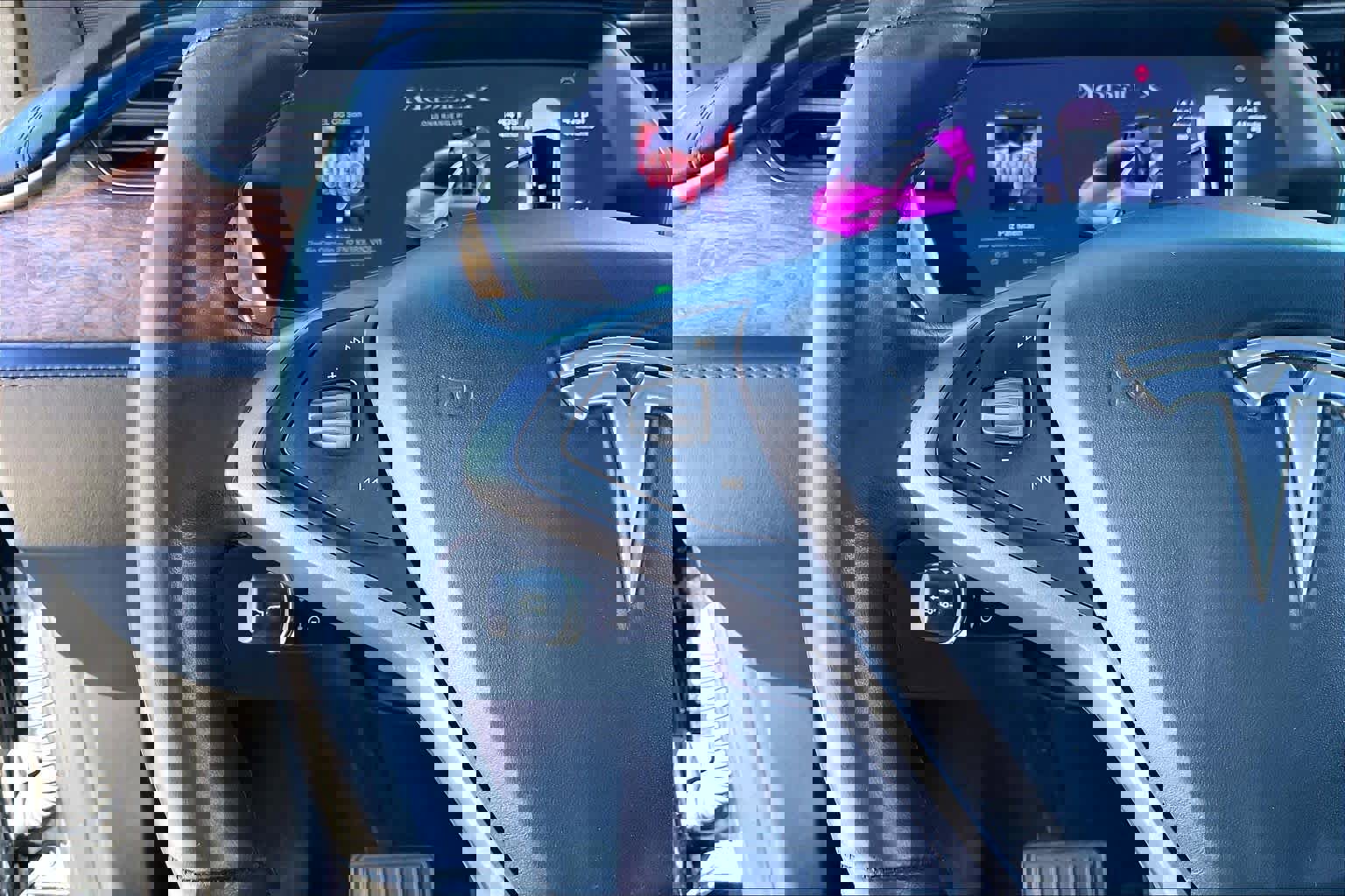 Used 2021 Tesla Model X Long Range image 22