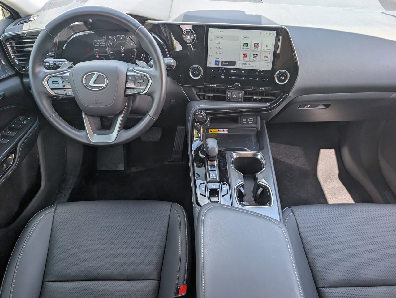 Used 2025 Lexus NX 250 FWD w/ Accessory Package (2T) image 9