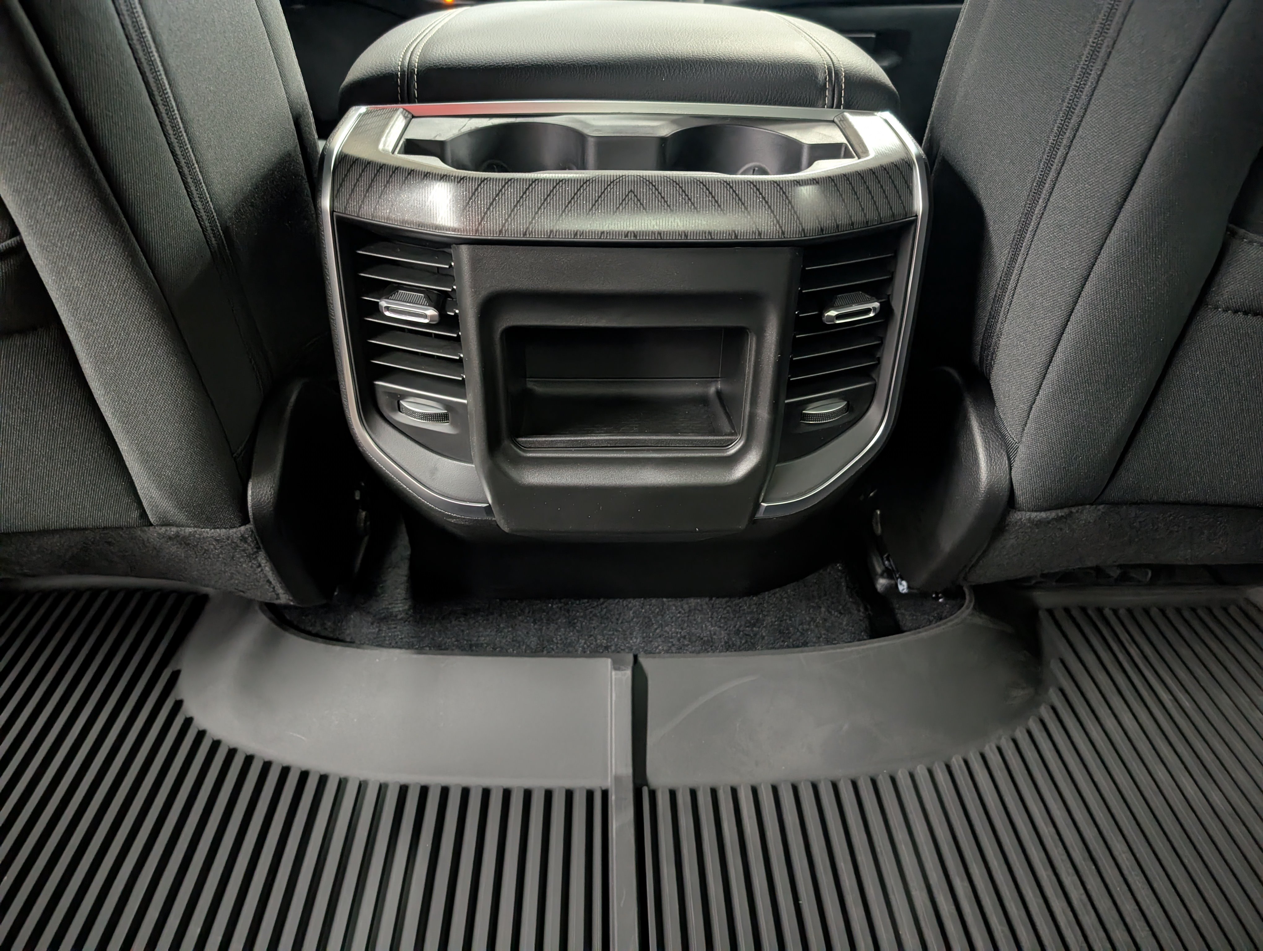 New 2026 RAM 1500 Big Horn AWD/4WD image 9