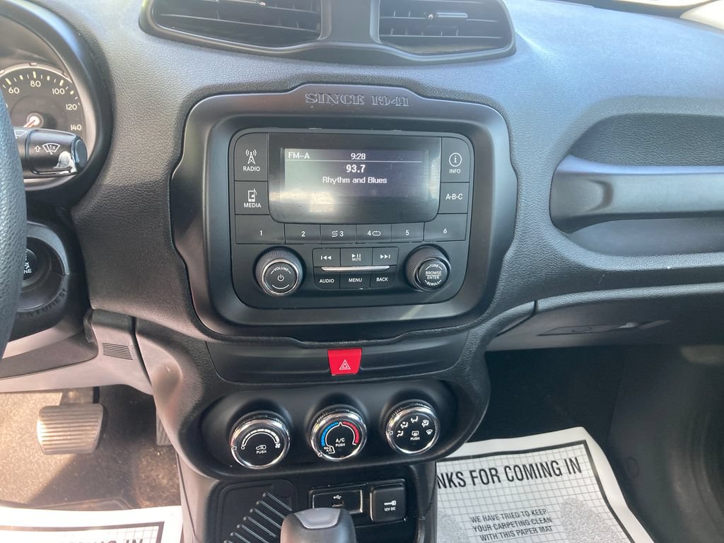 Used 2017 Jeep Renegade Sport w/ Power & Air Group FWD image 22