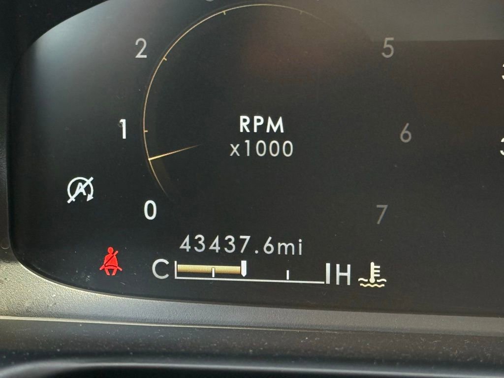 Used 2023 Lincoln Aviator 2WD w/ Premium Package image 14