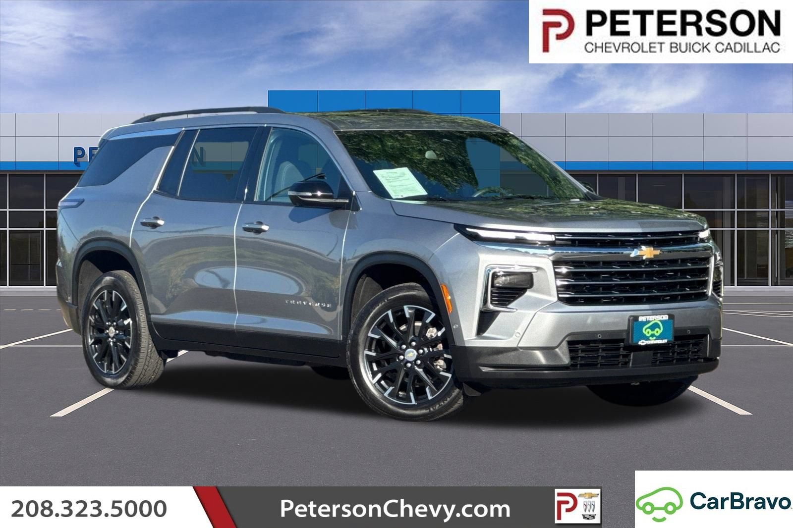 Used 2024 Chevrolet Traverse LT w/ Enhanced Driving Package AWD/4WD image 1