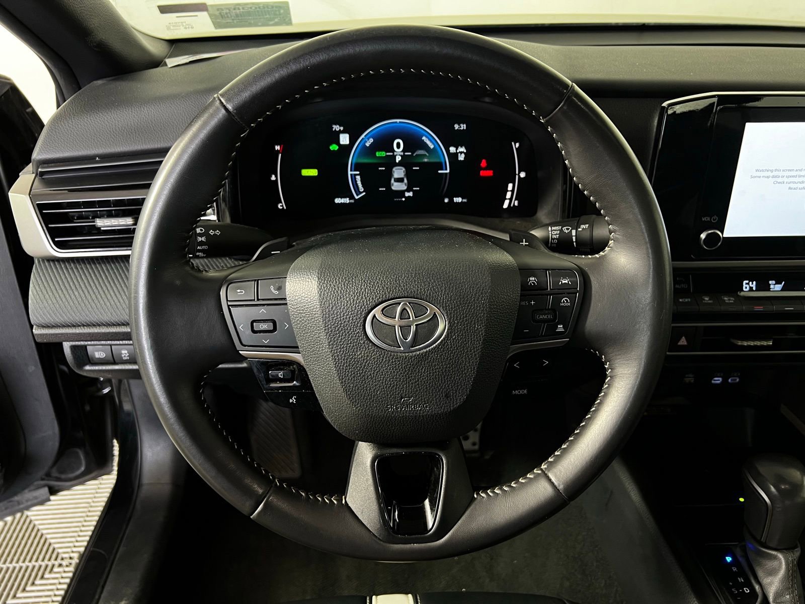 Certified 2025 Toyota Camry LE image 9