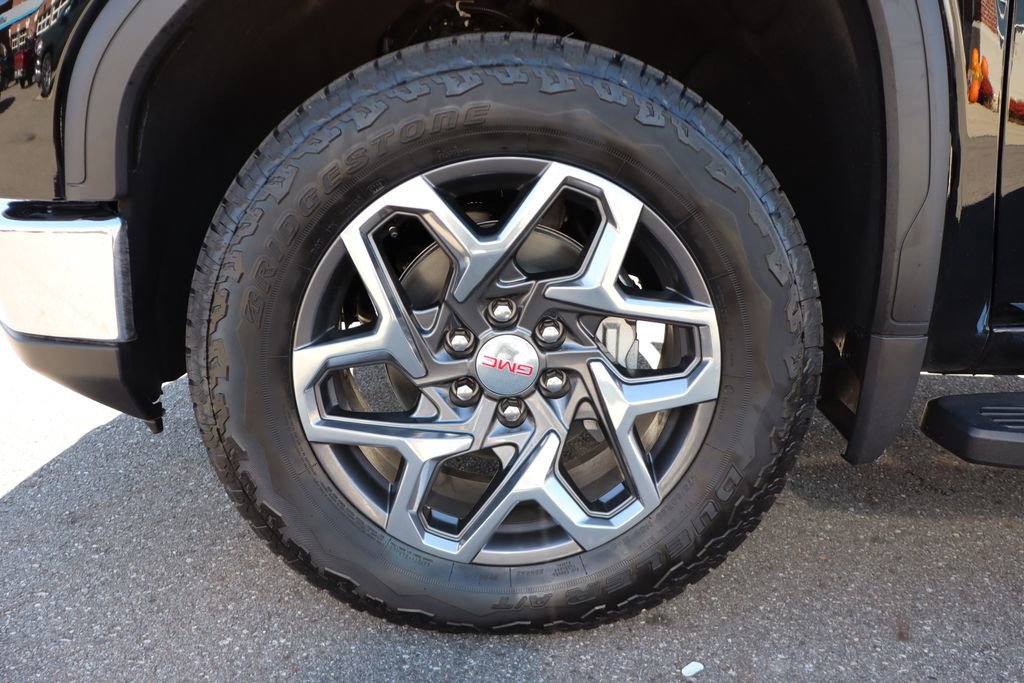 Used 2025 GMC Sierra 1500 SLT w/ SLT Premium Plus Package image 30