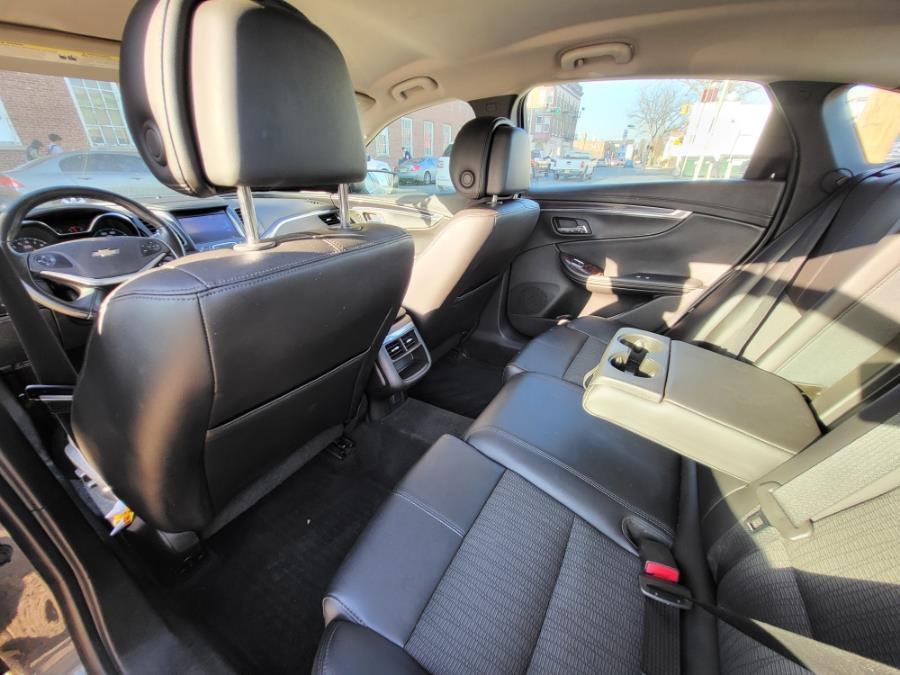 Used 2014 Chevrolet Impala LT FWD image 24